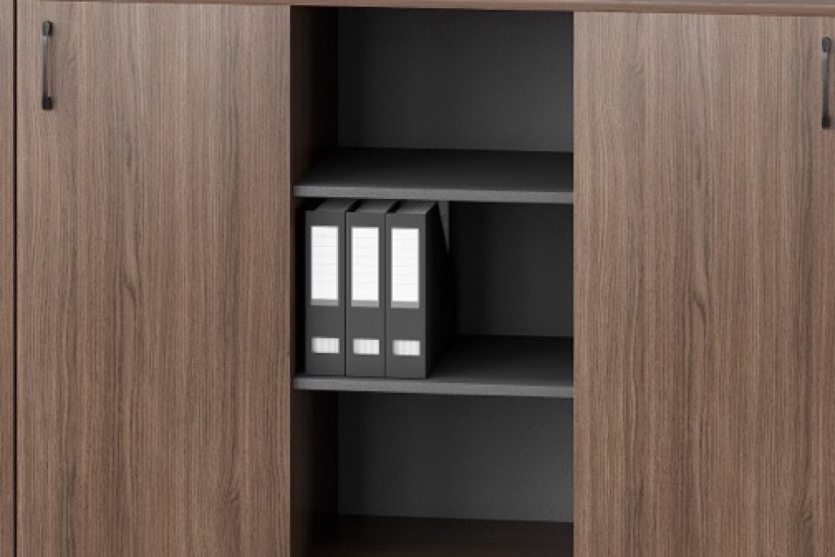 Kabinet Arsip 4 Pintu + Rak Terbuka — detail fitur 2