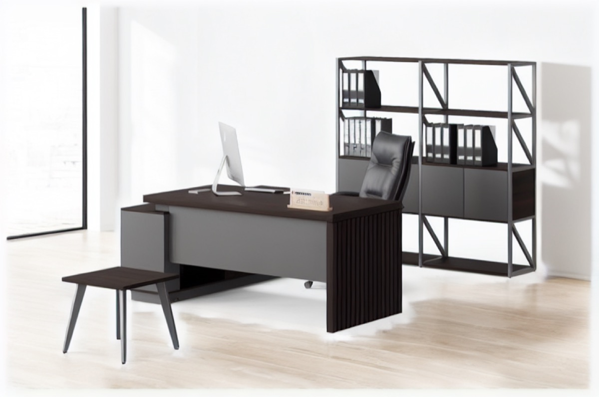Meja Direktur Lurus + Side Cabinet — situasi kantor