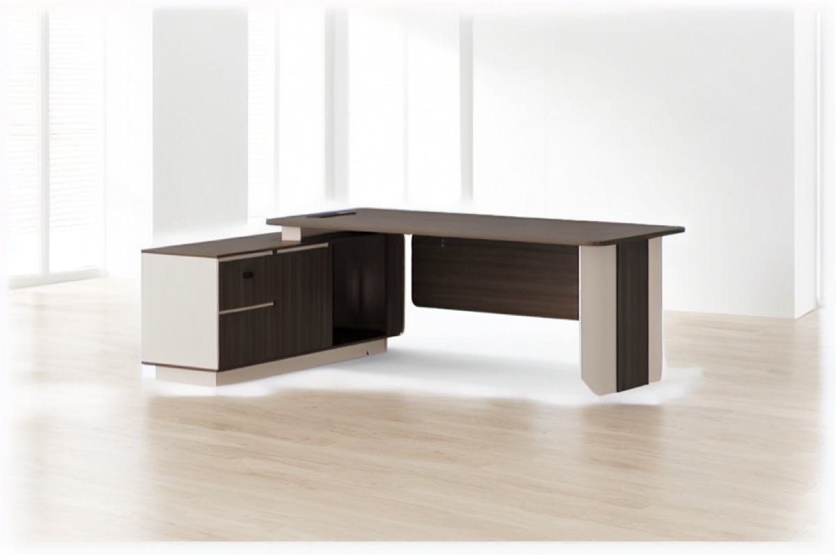 Meja Direktur L-Shape G28 Dua Warna + Kabinet — situasi kantor